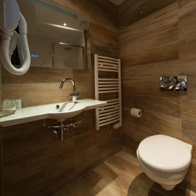 Central Hotel - Chambre Double Classique - 3