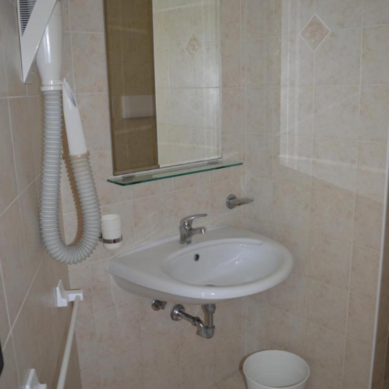 Residenza sul Mare Villa Margherita - Il Lupo Affitta - Appartamento con 1 Camera da Letto - 7