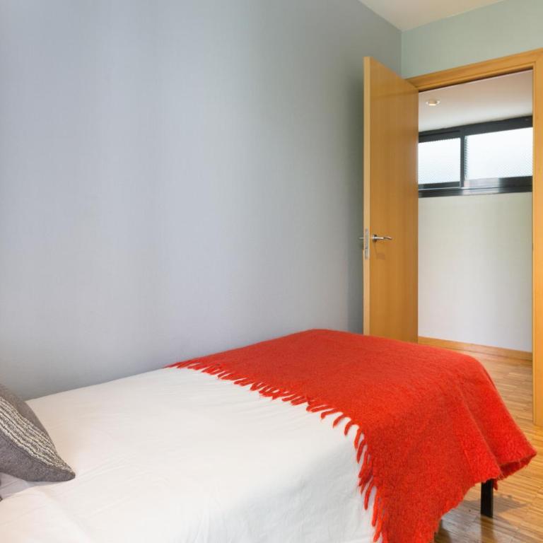 My Space Barcelona Executive Apartments Center - Apartamento de 3 dormitorios - Calle Prats de Molló, 18 - 28