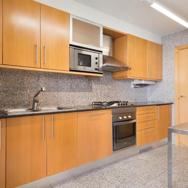 My Space Barcelona Executive Apartments Center - Apartamento de 3 dormitorios - Calle Prats de Molló, 18 - 17