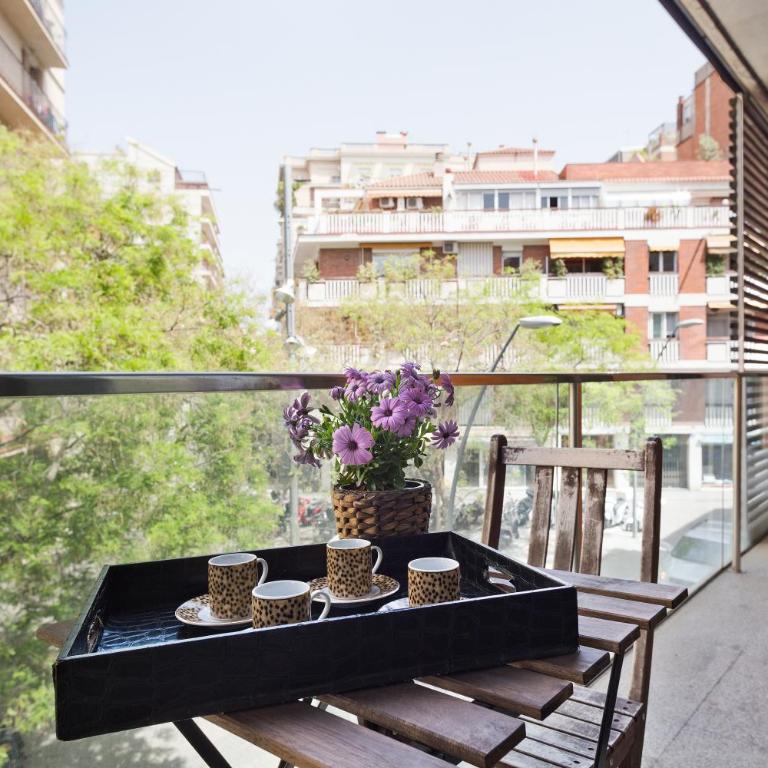 My Space Barcelona Executive Apartments Center - Apartamento de 3 dormitorios - Calle Prats de Molló, 18 - 2
