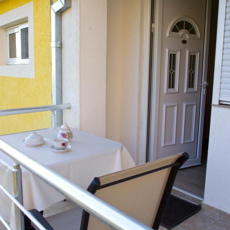 Apartments Gran Sasso - Apartman sa Pogledom na Vrt - 10
