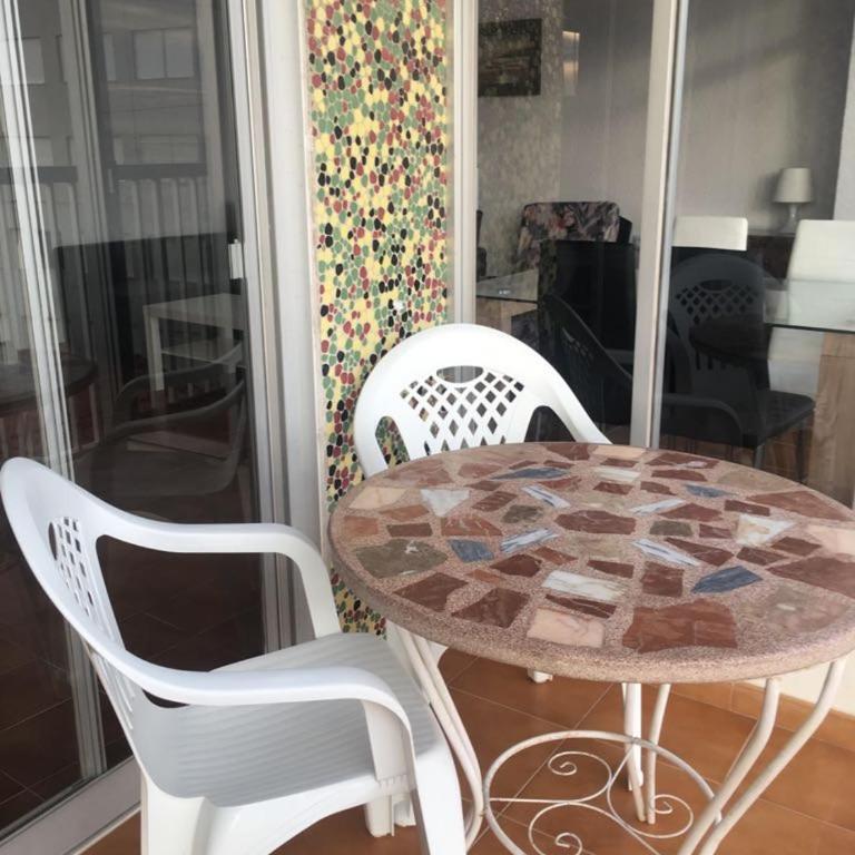2 bedroom's flat on the beach, City center, 1 line - Apartamento de 2 dormitorios - 28