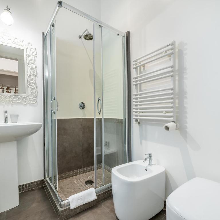 Sardinia Home Design - Superior Quadruple Room - 5