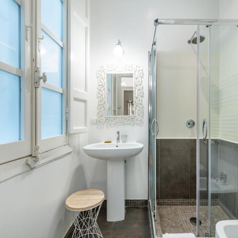 Sardinia Home Design - Superior Quadruple Room - 6