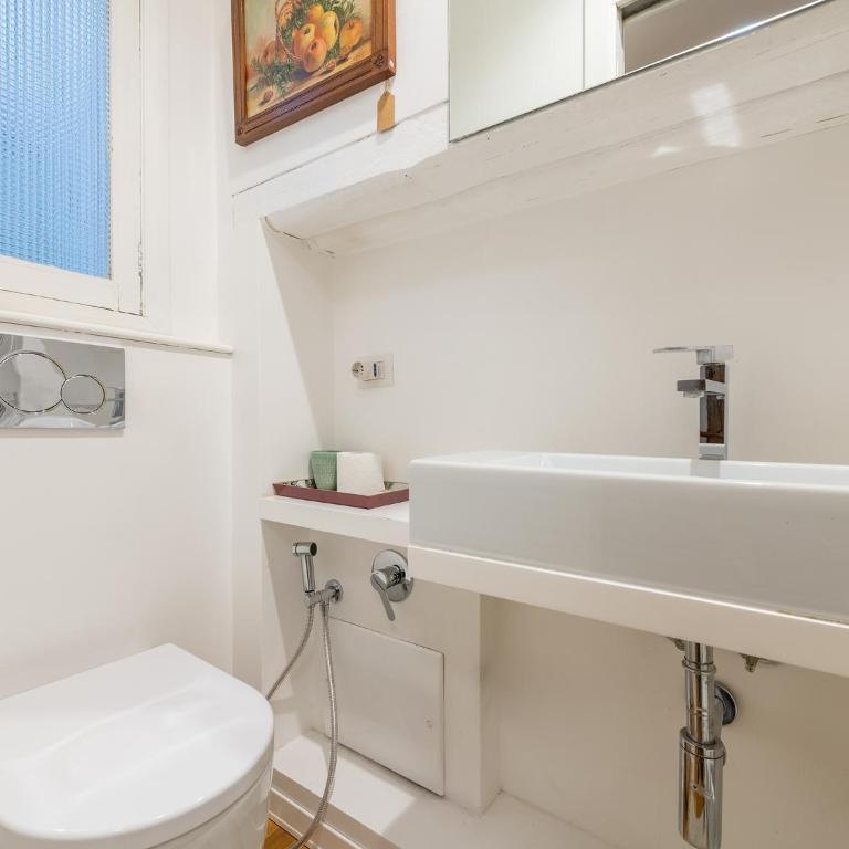 Sardinia Home Design - Double Room with Private Bathroom - 3