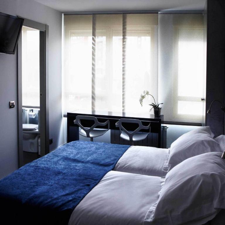 Hostal Averroes - Habitación Doble - 2 camas - 5
