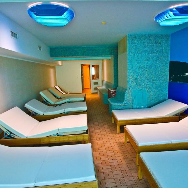 Sole Mio Apartment & Wellness - Superior Apartment with Terrace and Free Spa Access - 17