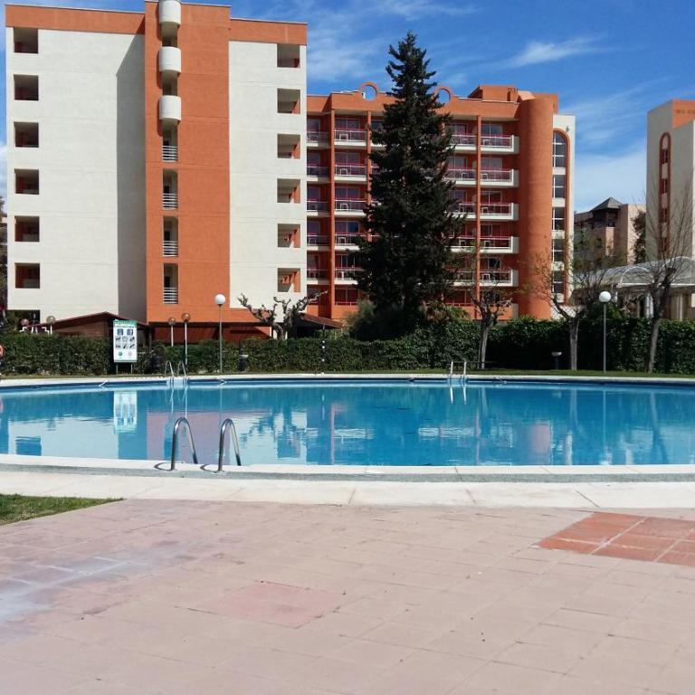 Bonito Apartamento con varias piscinas - Apartamento con vistas a la piscina - 1