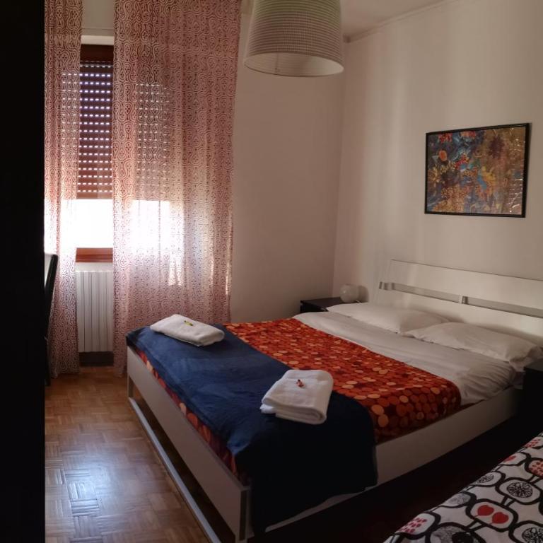 B&B Colombo - Chambre Triple Économique avec Salle de Bains Commune - 8
