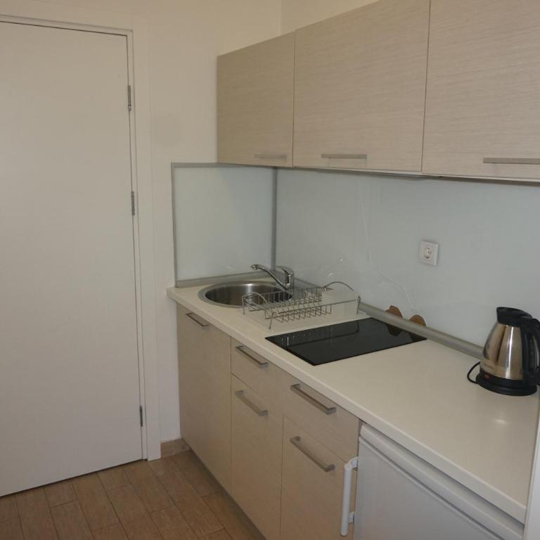 Apartments Minja Nerin - Apartment with Terrace - 11