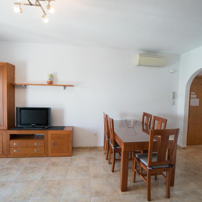 Apartamentos Manuel Martin - Apartamento Superior de 2 dormitorios (4 adultos) - 10