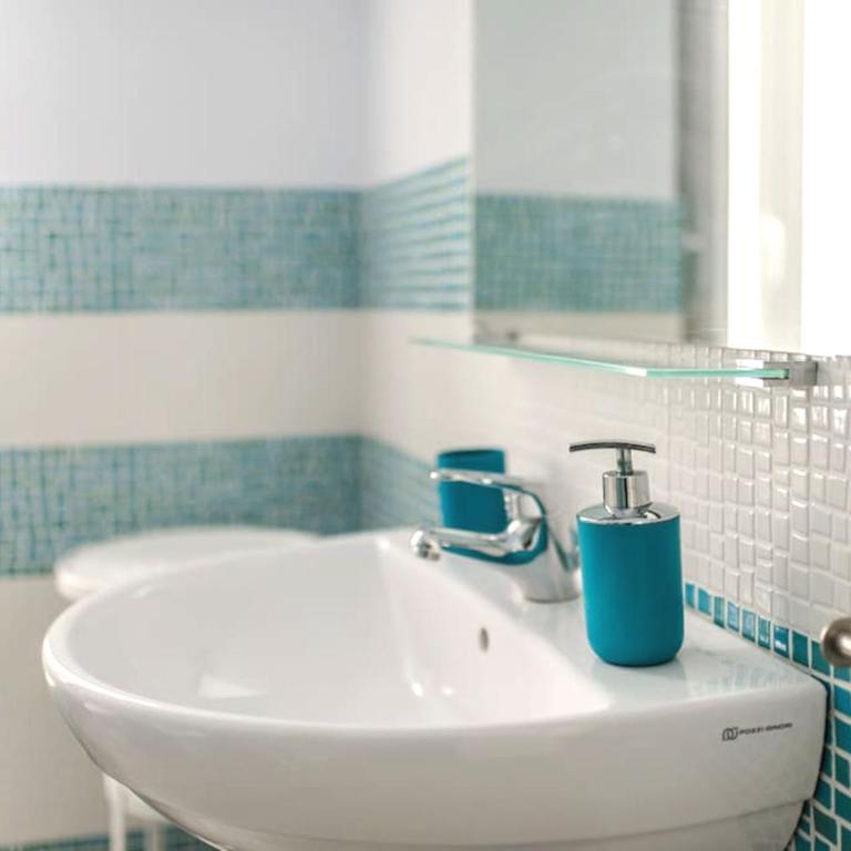 Viky's Home B&B - Camera Matrimoniale con Bagno Privato - 7