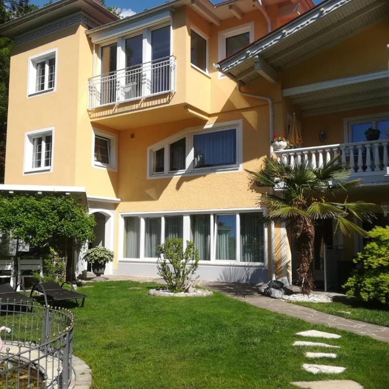 Ferienwohnungen Garten Eden - Apartment mit Poolblick - 9