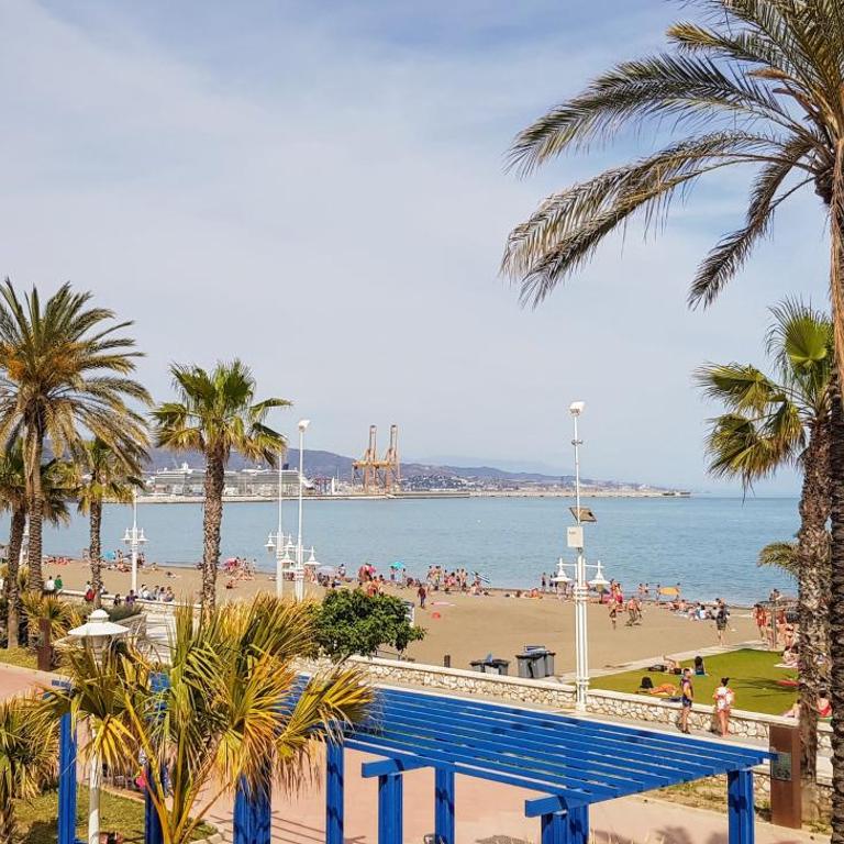 GENUAR APARTMENTS 3 Bedroom close to beach - Apartamento - 28