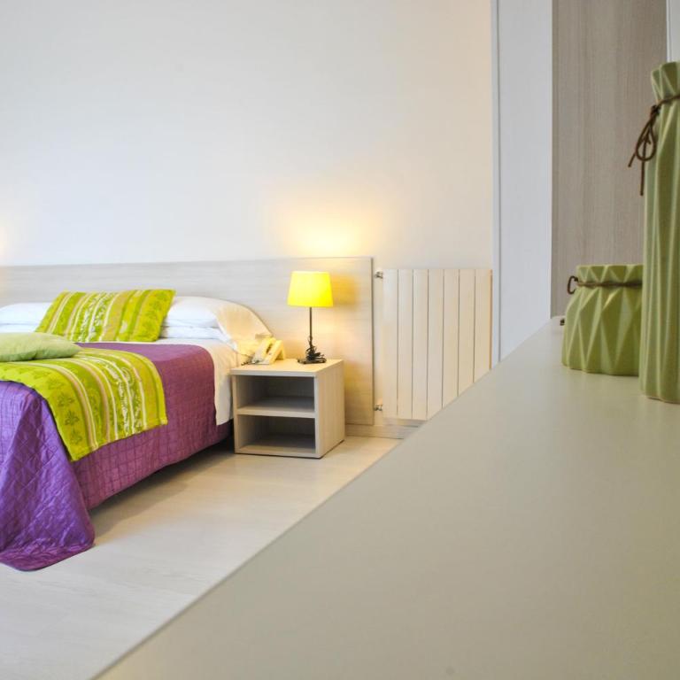 Hotel Villa Fiorita - Quadruple Room with Balcony and Sea View - 1