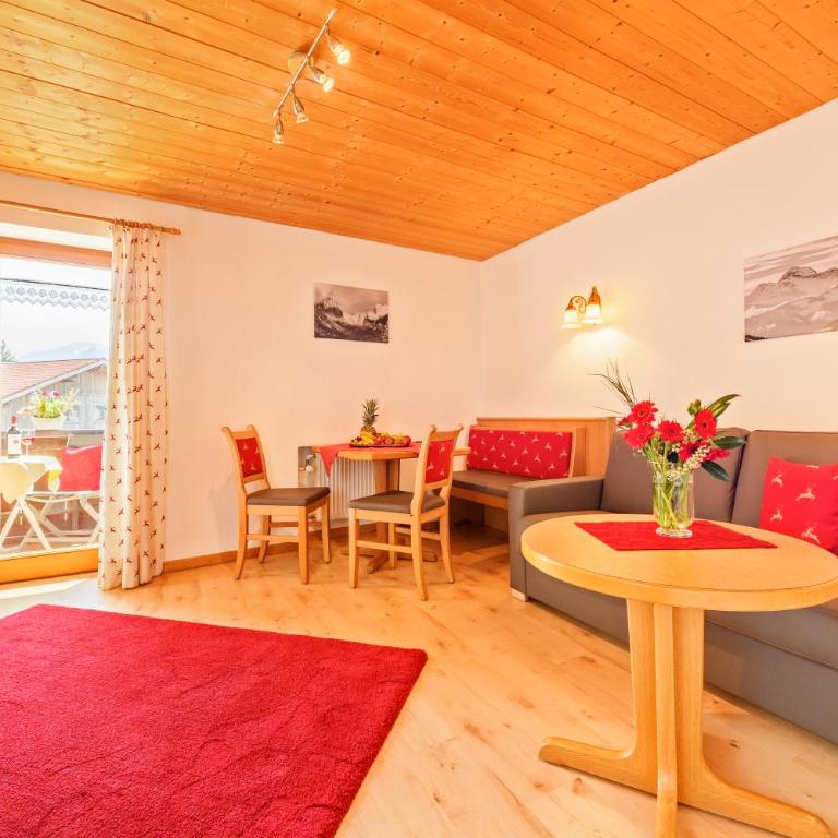 Familien- und Wellnesshotel "Landhaus Viktoria" - Apartment mit 1 Schlafzimmer - 4