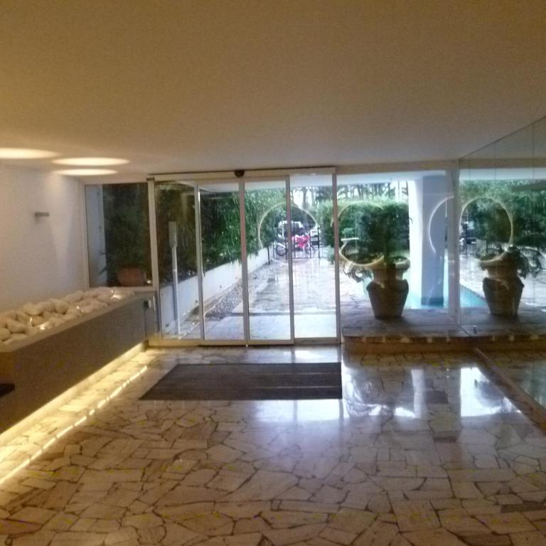 Karolina Properties - Appartement Commodore Croisette - Appartement - 4