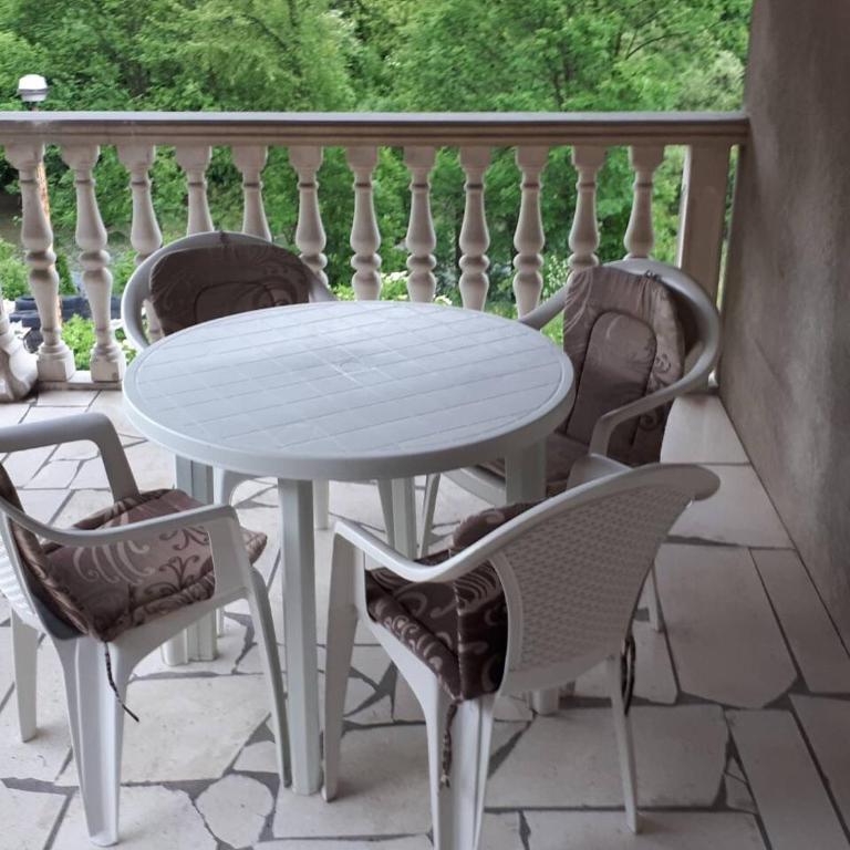 Apartmani Tajra - Apartman sa Balkonom - 8