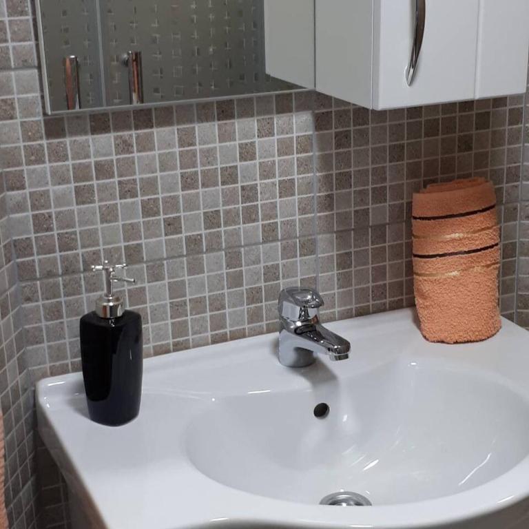 Apartmani Tajra - Apartman sa Balkonom - 15