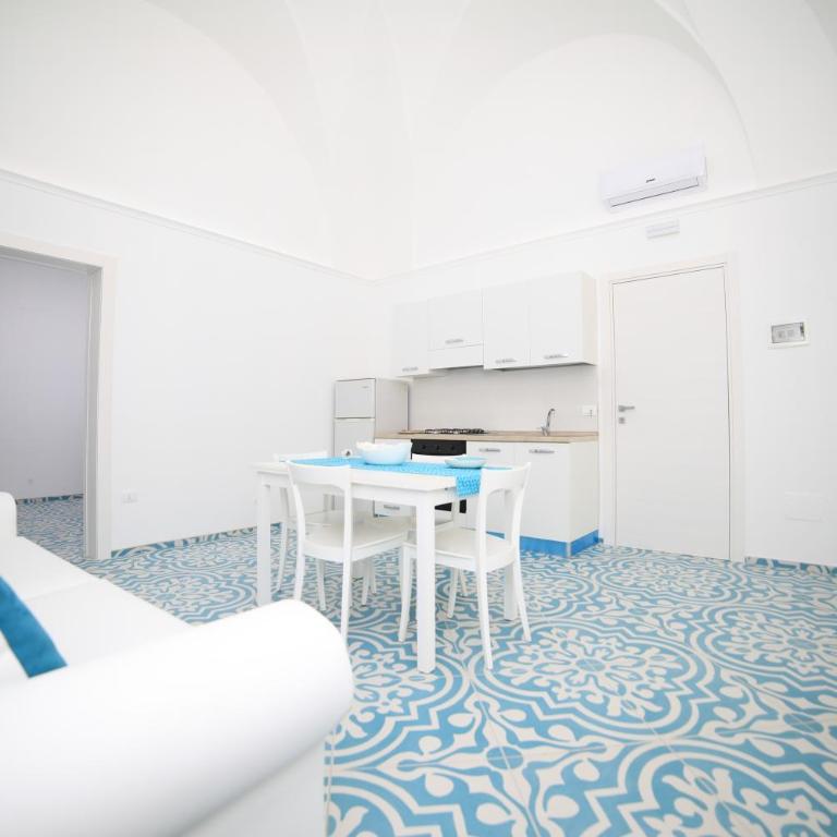 White Aurora rooms - Casa Vacanze - 15