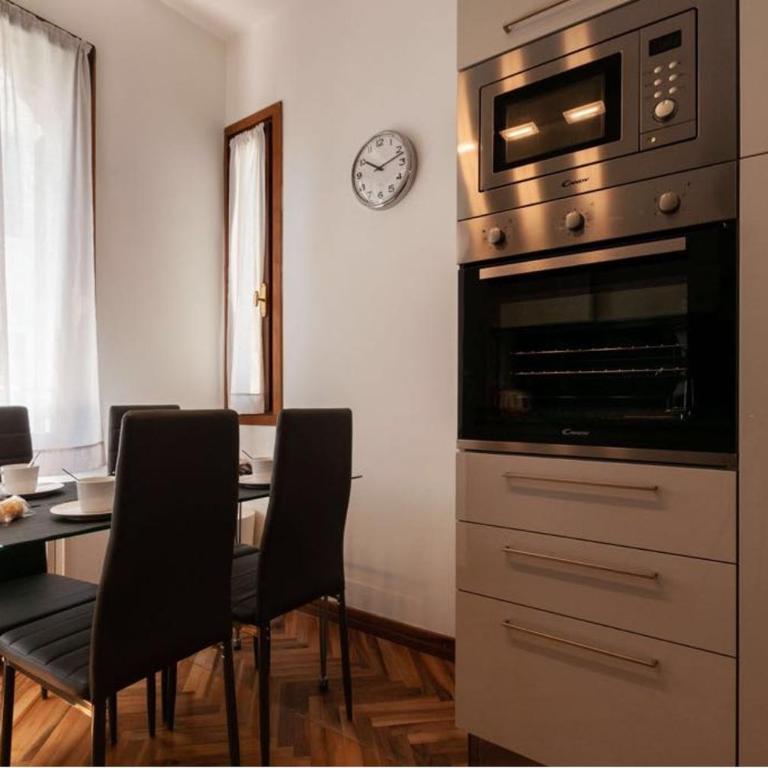 Esclusivo appartamento- 6 persone in Villa Liberty - Appartement - Vue sur Mer - 28