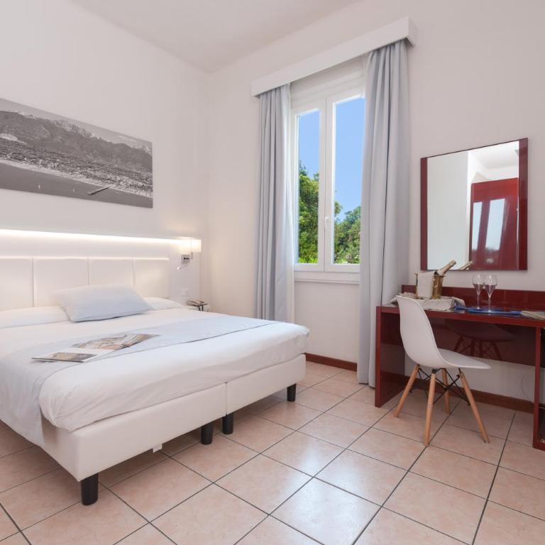 Hotel La Pace - Camera Matrimoniale - 1