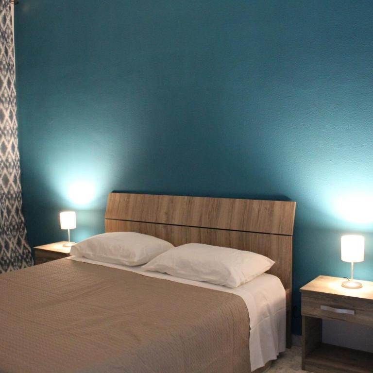 Harmony Rooms - Deluxe Room - 5