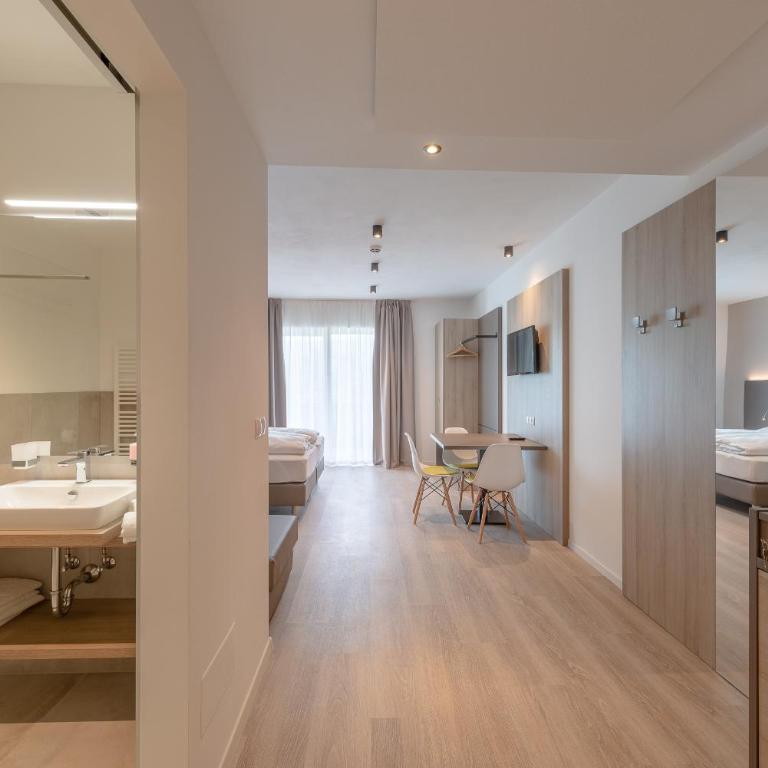 Vineus Tramin - Junior Suite con Balcone - 1