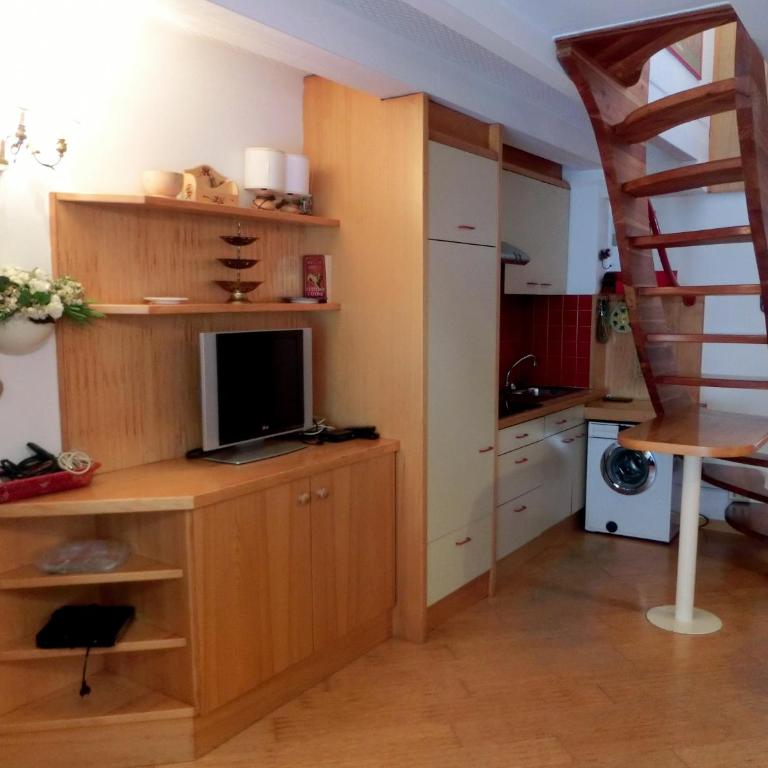 Alberti - Condominio Villa Golf - Appartamento su 2 Livelli - 8