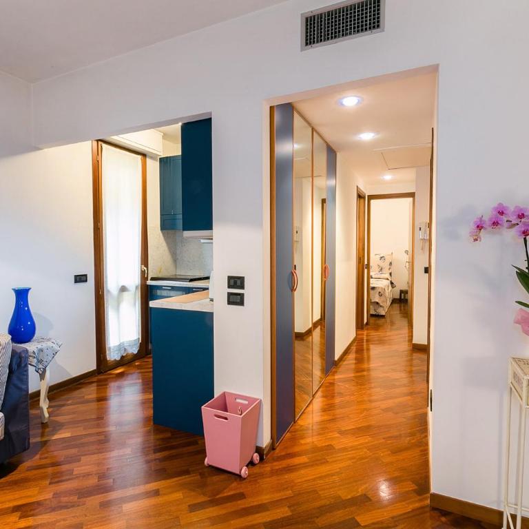Sirmio Apartments - Primavera Stay - Family Apartment with Garden and Lake View - 7