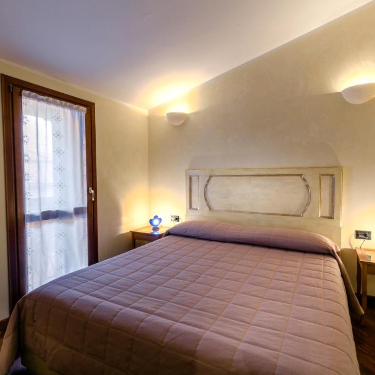 Sirmio Apartments - Primavera Stay - Top Floor Apartment with Terrace and Lake View - 10