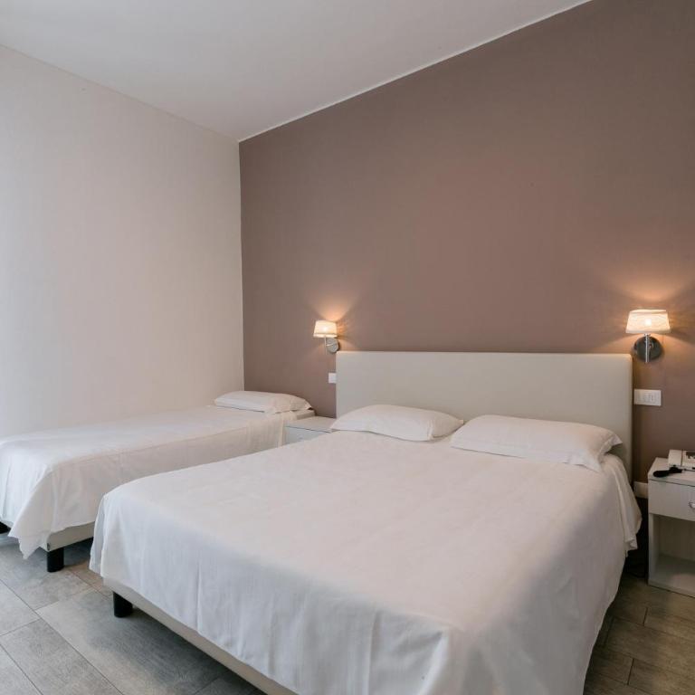 Hotel Saviola - Camera Tripla Standard con Balcone - 2
