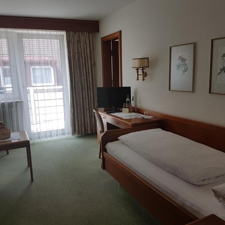 Kurhotel Roswitha - Standard Einzelzimmer mit Balkon - 8