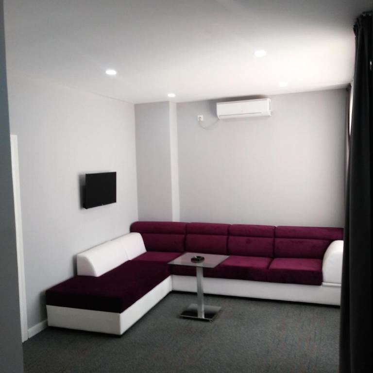 Guesthouse Montex - Studio s King-sajz Krevetom i Sofom na Izvlačenje - 9