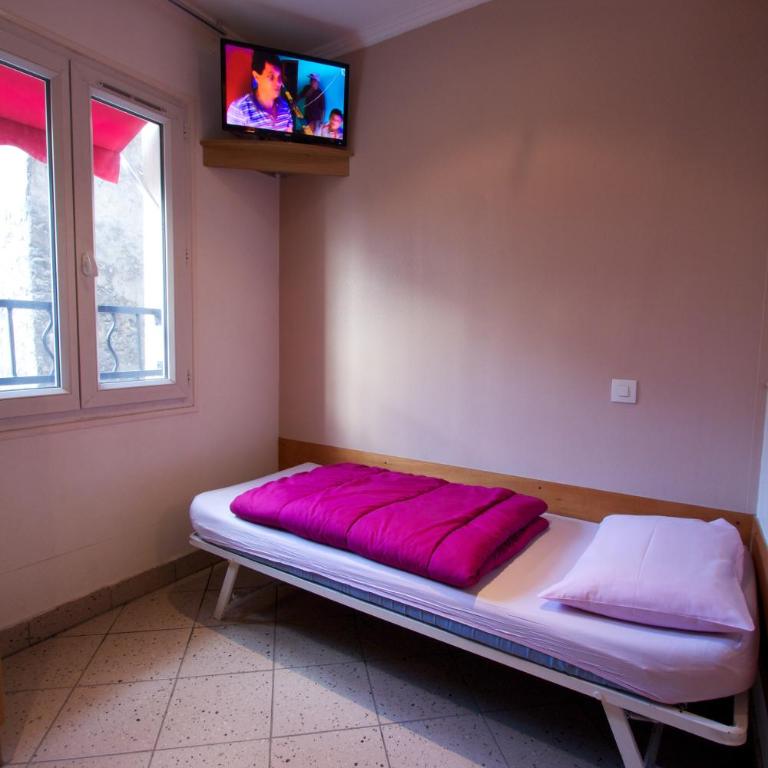 Bastille Hostel - Chambre Simple avec Salle de Bains Commune - 2