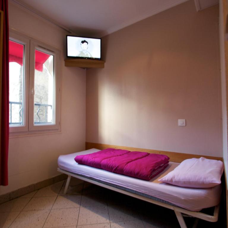 Bastille Hostel - Chambre Simple avec Salle de Bains Commune - 3