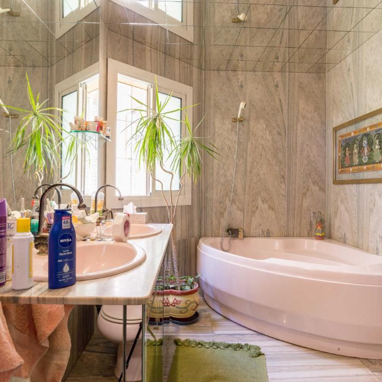 Villa Jarama - Habitación Doble Deluxe con bañera - 2