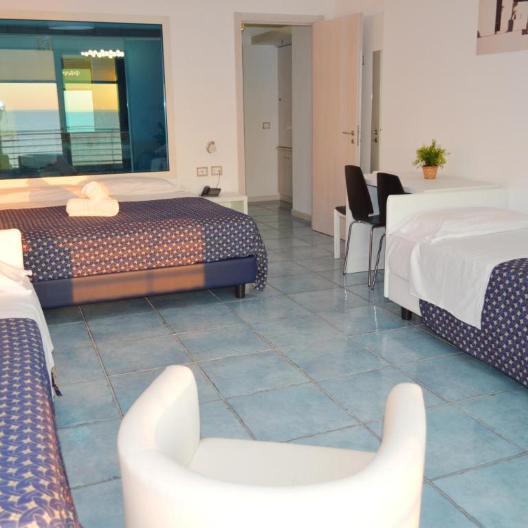 Capo Nettuno Hotel - Camera Quadrupla Superior - 3