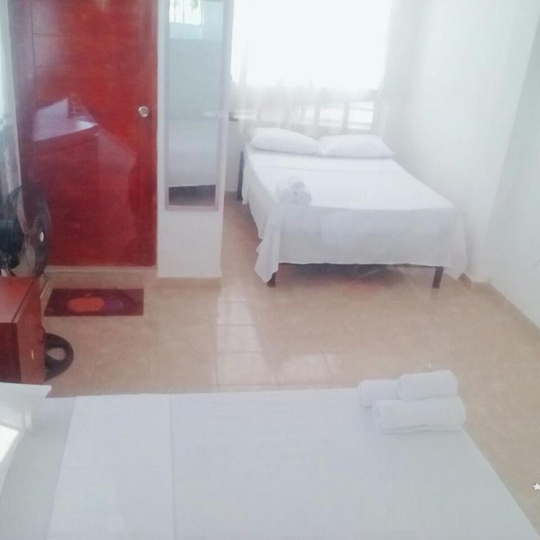 El Canadiense - Standard Double or Twin Room with Balcony - 5