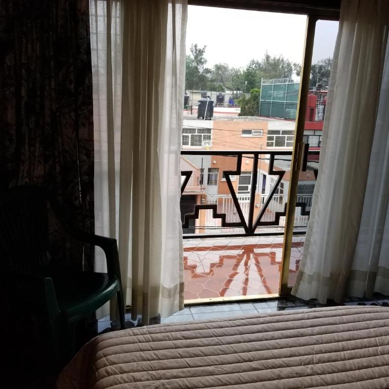Casa Q BnB - Double Room with Balcony - 10