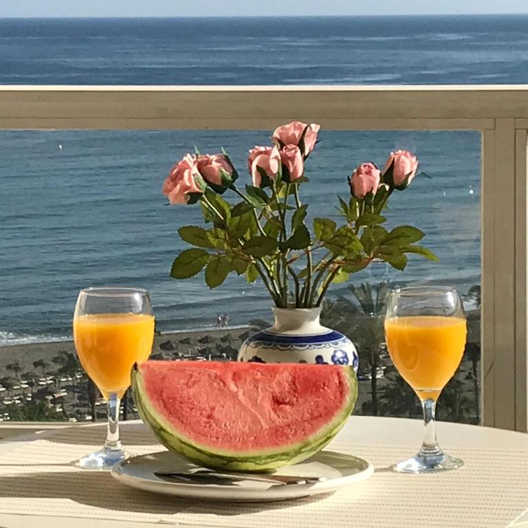 Cozy apartment with first line seaview in perfect location, near the Marina - Apartamento con vistas al mar - 1