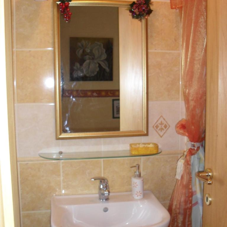 Casa Bella B&B 2 Unità - Una con bagno privato oppure camera con bagno condiviso - Casa Vacanze - 27