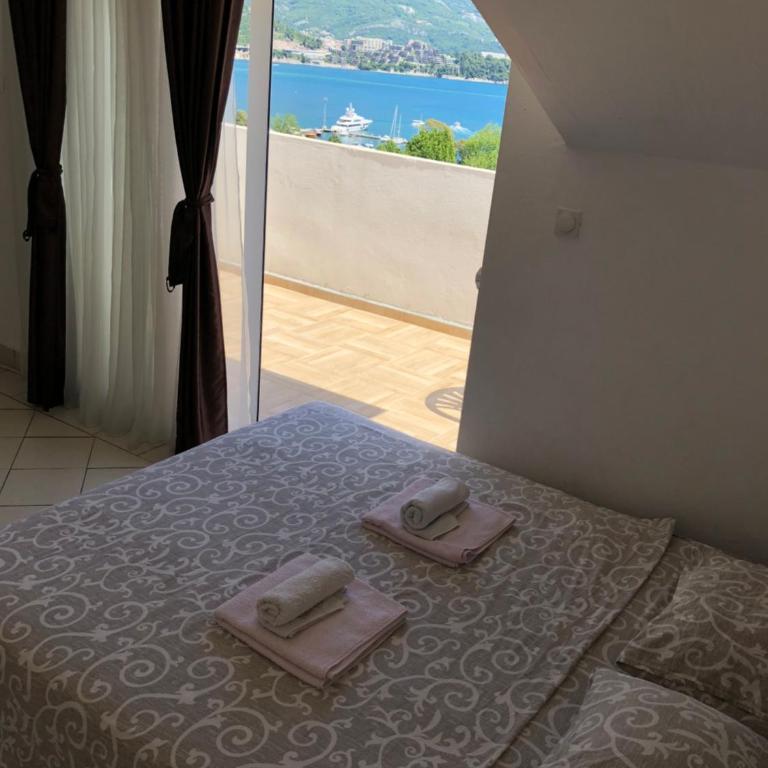 Veselinka Apartments & Rooms - Apartment with Sea View - 13