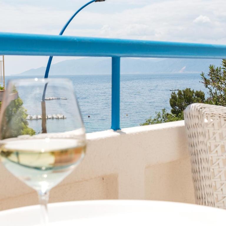 Locanda Su Recreu - Camera Familiare con Vista Mare - 8