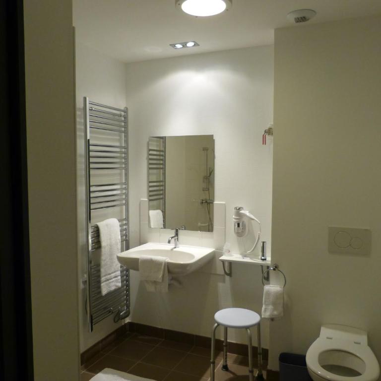 Hôtel Terminus - Chambre Double Supérieure - 4