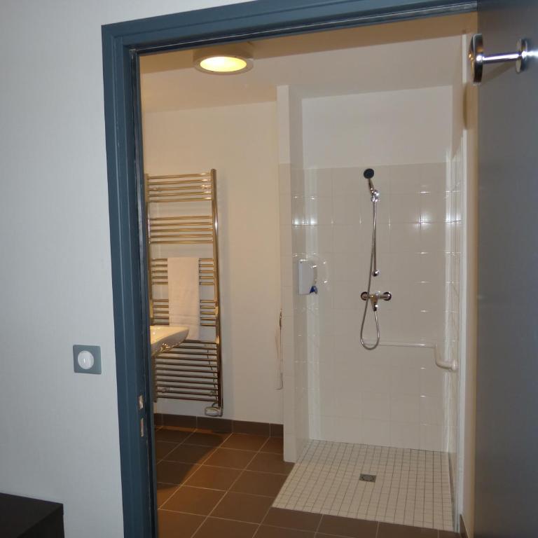 Hôtel Terminus - Chambre Double Supérieure - 7