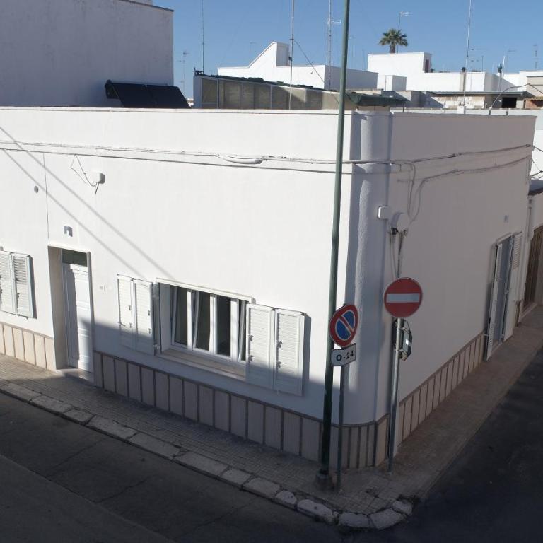 White Aurora rooms - Casa Vacanze - 16