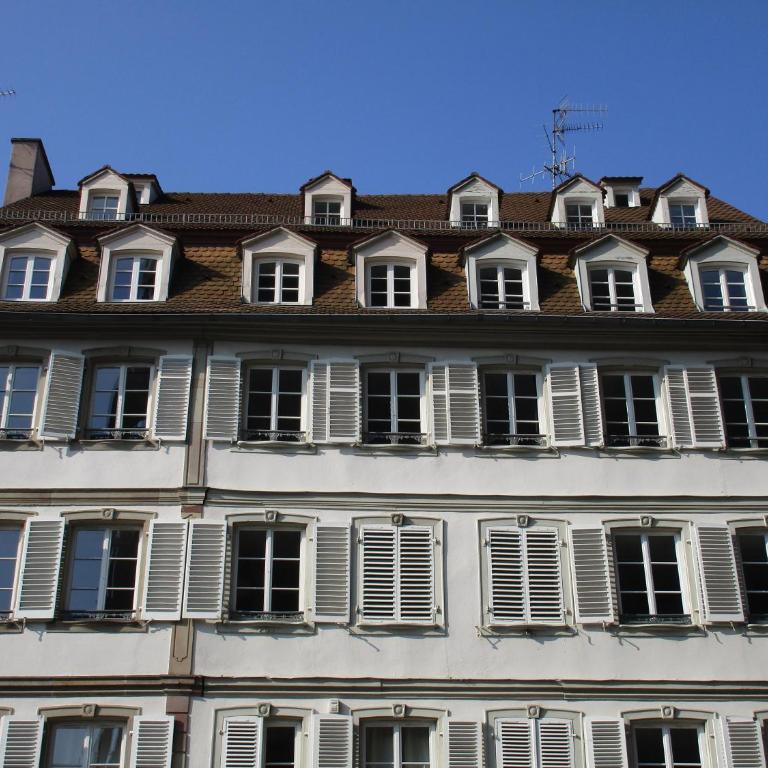Les appartements Place de la Cathédrale - One-Bedroom Apartment (4 Adults) - 5