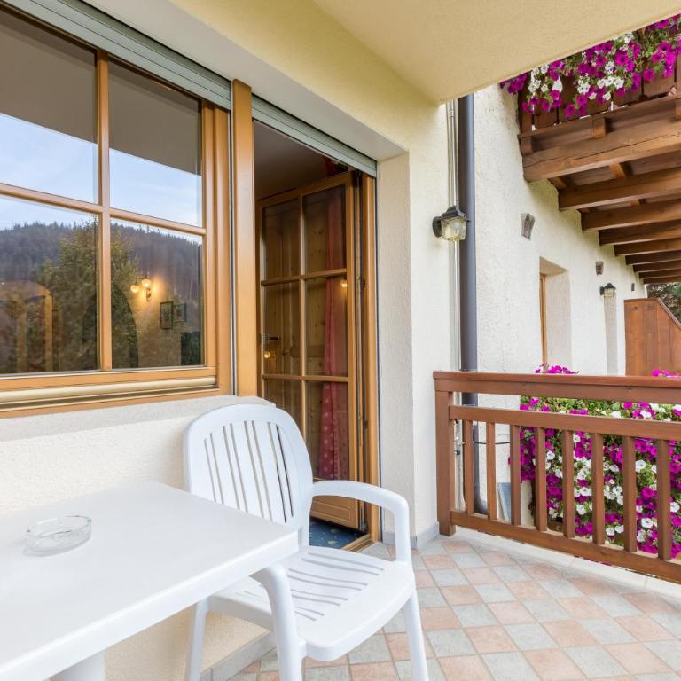 Gasthof Gasserhof - Doppelzimmer mit Balkon - 9